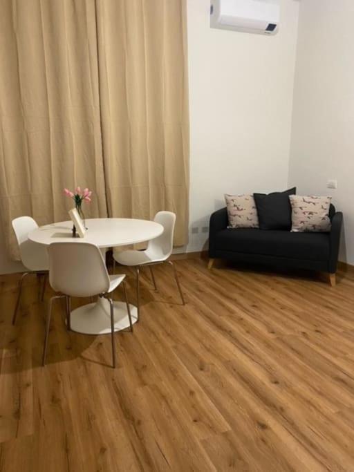 La Casa Di Amalia Apartman Rho Kültér fotó
